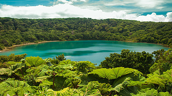 Lake Botos, Costa Rica HD wallpaper