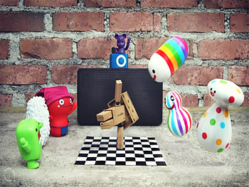 Danbo breakdance with buds, danbo, cute, funny, breakdance with buds HD wallpaper