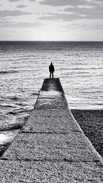 Depressing, Lonely Sea HD phone wallpaper