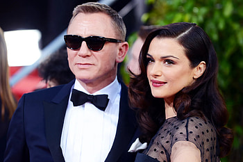 Daniel Craig, Rachel Weisz, Hollywood couple, Shared journey HD wallpaper