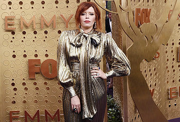 Natasha Lyonne, Emmys 2019, Awkward clap, Meme HD wallpaper