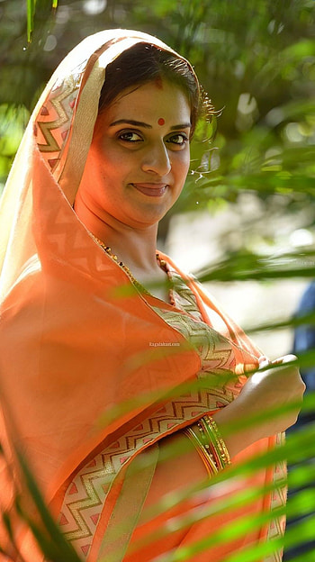 Pavitra lokesh, kannada actress HD phone wallpaper