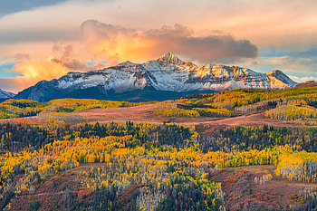 Sunrise on Wilson Peak with the Autumn Colors, forests, nature, sunrise, mountain, usa HD wallpaper