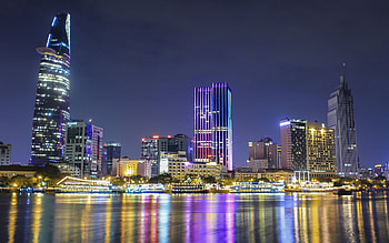 Ho Chi Minh City, Vibrant street life, Cultural landmarks, Rich history HD wallpaper