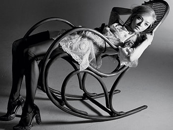 Amanda Seyfried, amanda, blonde, heels, seyfried, beautiful, actress, stockings HD wallpaper