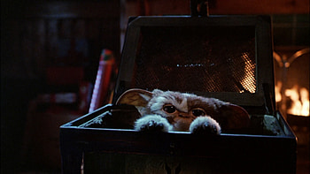 U Blu-ray review, Gremlins movie, Ultimate viewing experience, High-quality visuals HD wallpaper