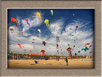Kites, happy, day, colour HD wallpaper
