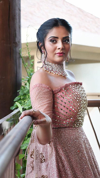 Sreemukhi, telugu actress, model HD phone wallpaper