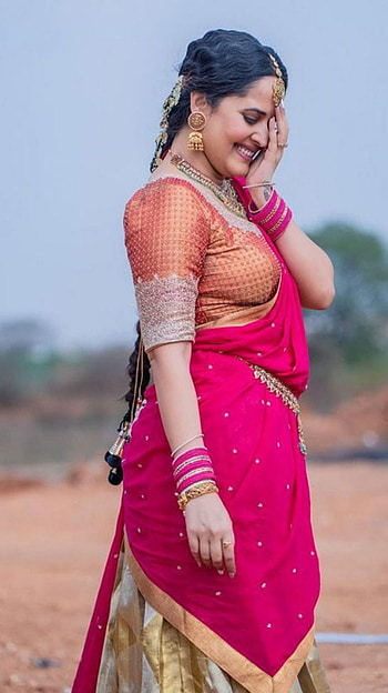 Anusuya Bharadwaj, telugu actress, happy sriram navami HD phone wallpaper