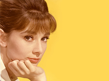 Audrey Hepburn , High-resolution , Classic beauty, Android background HD wallpaper