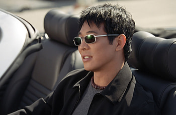 Jet Li, Iconic , Martial arts superstar, Cinematic excellence HD wallpaper