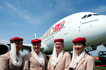 Emirates Airline, Best airline award, Time Out Dubai, Travel recognition HD wallpaper