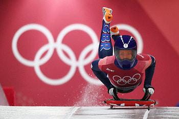 Lizzy Yarnold, Sledding HD wallpaper