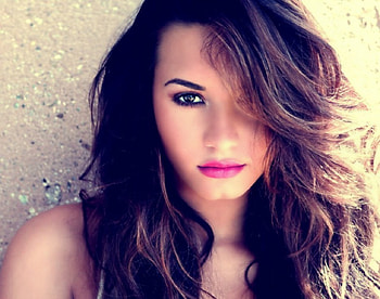 Demi Lovato, lovato, demi, warrior HD wallpaper