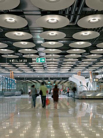 Adolfo Suarez Madrid-Barajas Airport, T4 terminal, Madrid Barajas Airport, Airport gallery HD phone wallpaper