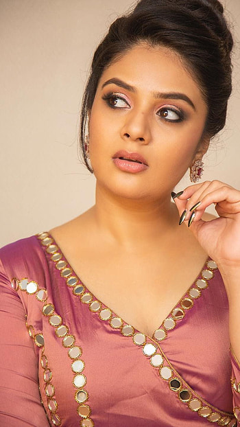 Sreemukhi, telugu actress, anchor HD phone wallpaper