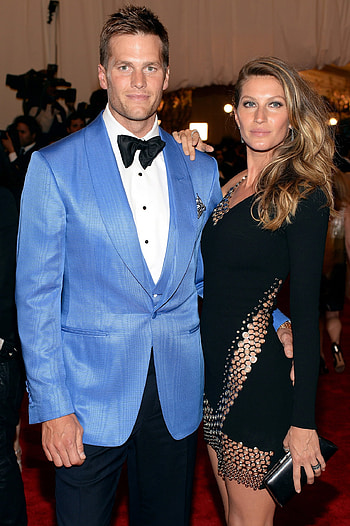 Tom Brady, Gisele Bundchen, Relationship timeline, Celeb power couple HD phone wallpaper