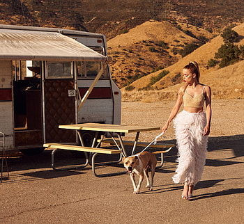 Amber Heard Allure 2017 With Dog, amber-heard, celebrities, girls, dog HD wallpaper