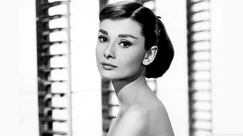 Audrey Hepburn, Computer , Classic beauty, Hollywood legend HD wallpaper