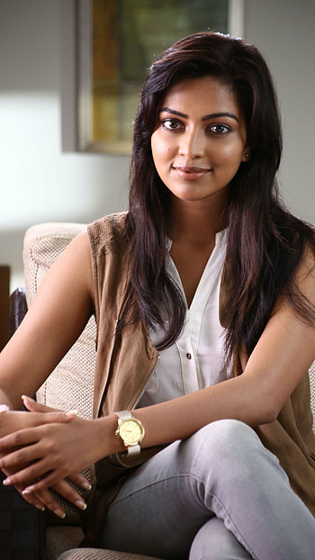 Amala Paul, multilingual actress, cute HD phone wallpaper