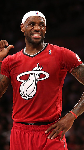 Lebron James, Basketball Player HD phone wallpaper