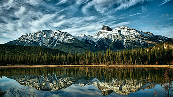Banff National Park, Serene lakes, Snowy mountains, Peaceful forests HD wallpaper