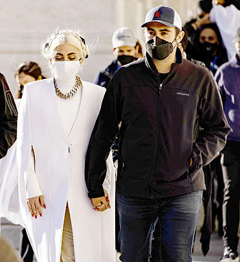 Lady Gaga, Michael Polansky, Boyfriend, Search HD phone wallpaper