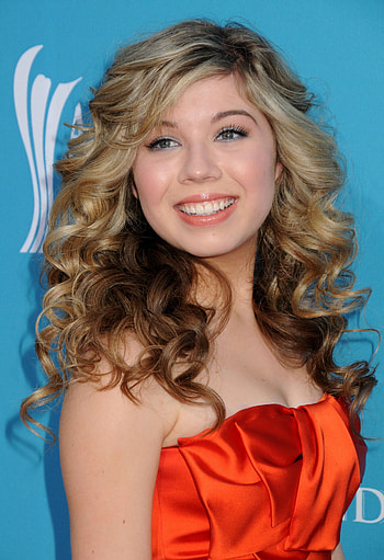 Jennette McCurdy hot bikini, Topless leaked , , Sensational visuals HD phone wallpaper