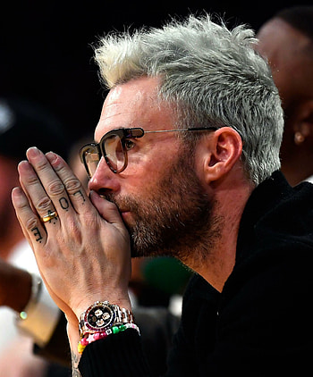 Adam Levine, Rolex world, Fashion trendsetter, Stylish accessories HD phone wallpaper