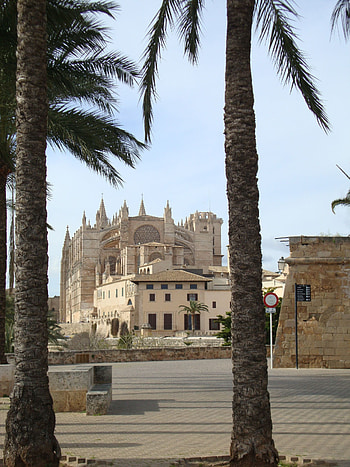 Cagliari Mallorca, Travel ideas, Mallorca vacation, Island paradise HD phone wallpaper