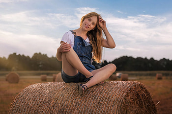 Farm Girl, model, blonde, haybale, overalls HD wallpaper