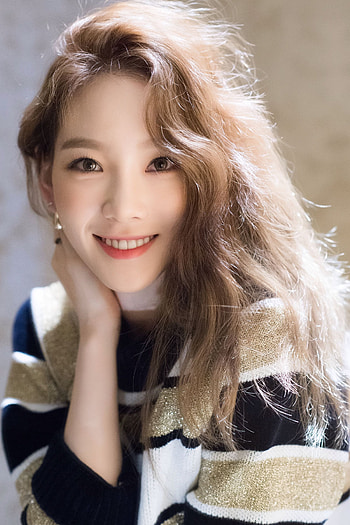Kim Taeyeon, Music artist, Girls Generation, Taeyeon's style HD phone wallpaper