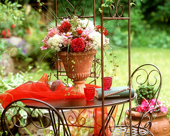 Fresh from the Garden, garden, table, flowers, pot HD wallpaper