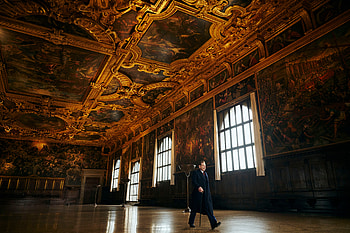 A Haunting in Venice Elegant Hall, movie, A Haunting in Venice HD wallpaper