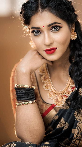 Reshma pasupuleti, tamil actress, model, saree beauty HD phone wallpaper