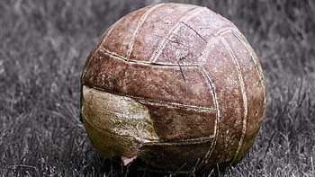 Old Ragged Football, football, sports HD wallpaper