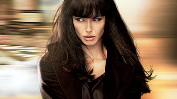 Angelina Jolie In Salt Movie, angelina-jolie, movies HD wallpaper