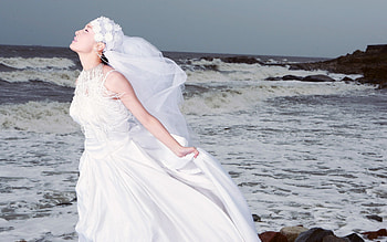 beach bride, shells, sand, beauty, beach, waves, female, white, foam, asian, girl, beautiful, rocks, bridal, woman, wedding, nature, sky, gown, bride, pure HD wallpaper