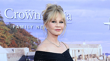 Melanie Griffith HD wallpaper