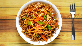 Street Style Veg Chowmein Recipe. Chinese Noodles Recipe HD wallpaper