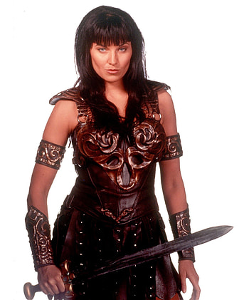 Xena Warrior Princess, Lucy Lawless, Unrecognisable After, Chopping Hair HD phone wallpaper