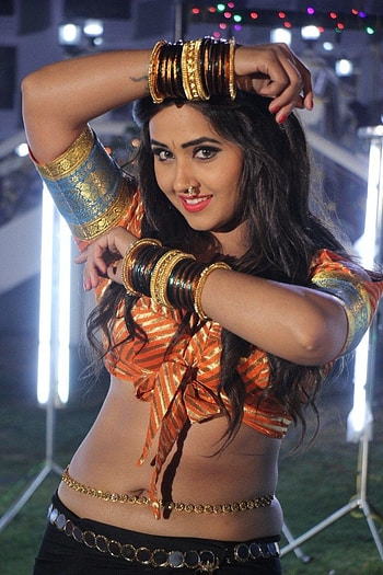Kajal Raghwani , Kajal Raghwani , Kajal Raghwani HD phone wallpaper