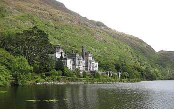 Kylemore Abbey, Ireland HD wallpaper