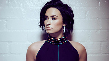 Demi Lovato, Captivating , Music idol, Talented artist HD wallpaper