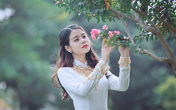Girl and Blossoms, Asian, girl, tree, blossoms HD wallpaper