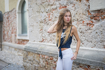 Blonde Girl Nike Outfit Outdoor , blonde, girls, model HD wallpaper