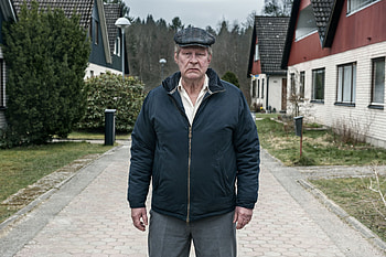 A Man Called Ove, Grumpy old man, Unexpected relationships, Heartwarming story HD wallpaper