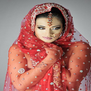 Beautiful woman, pretty female, ruby, transparent, modelling, veil, saphires, jewerly, diamonds HD wallpaper