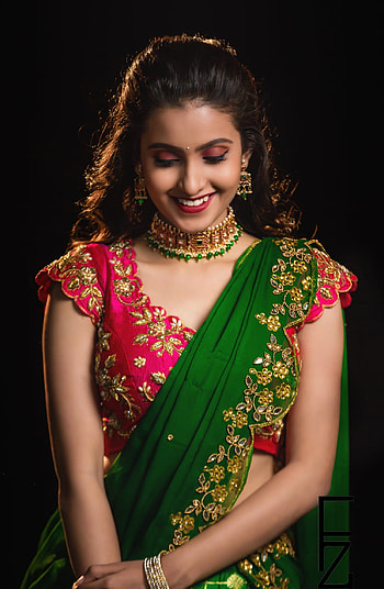 Deepika pilli, face, flash graphy HD phone wallpaper