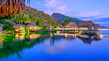 Beach resort, sea, palms, tropical, exotic, paradise, dusk, french, vacation, summer, huts, rest, reflection, water, resort, ocean, polynesia HD wallpaper